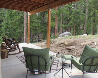 New Build In St Mary's! - Idaho Springs - Patio