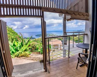 Hammock Suites Mup - by Zenbreak - Castries - Balcón