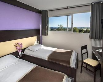 Les Portes d'Apcher - Saint-Chély-d'Apcher - Bedroom