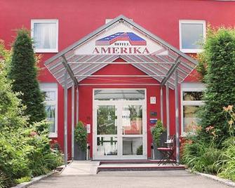 Hotel Amerika - Bad Schussenried - Edificio