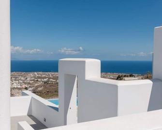 Salty villa with private Pool & Sea view - Exo Gialos - Balkon