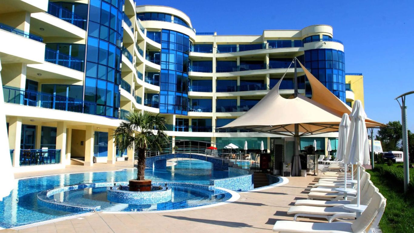 أبارتوتل مارينا هوليداي كلوب آند سبا