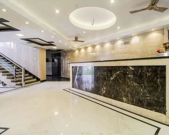 Hotel Eminent - 阿格拉