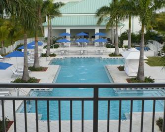 Provident Doral At The Blue - Doral - Pool