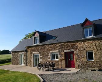 Gîte de l'hamelinaie - Saint-James - Bâtiment