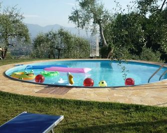 La Mi Nonna - Matraia - Piscina