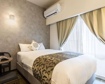 Mr.Kinjo In Naha - Naha - Schlafzimmer