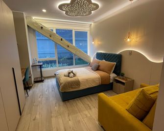 Republica del Salvador Coliving Ecuador - Quito - Habitación
