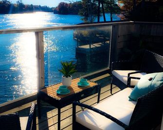 Welcome to the Jemh Cottage in the Thousand Islands. - Gananoque - Balcon