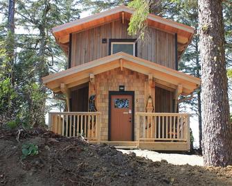 Wya Point Resort - Ucluelet - Building