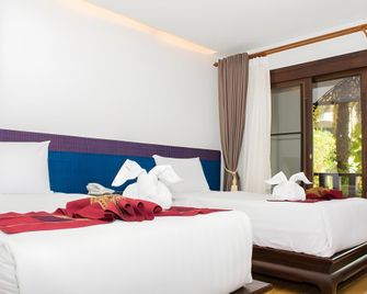 Phoomthai Garden Hotel - Phrae - Bedroom