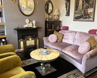 Glastonbury Rose Cottage - Glastonbury - Lounge