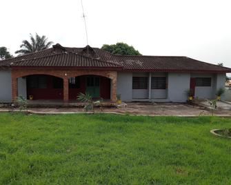 water gate BnB traditional & cozy - Kumasi - Building