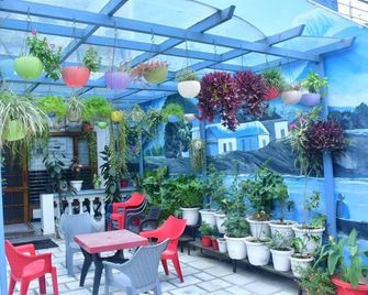 Shreshth Homestay Haridwar - Haridwar - Patio