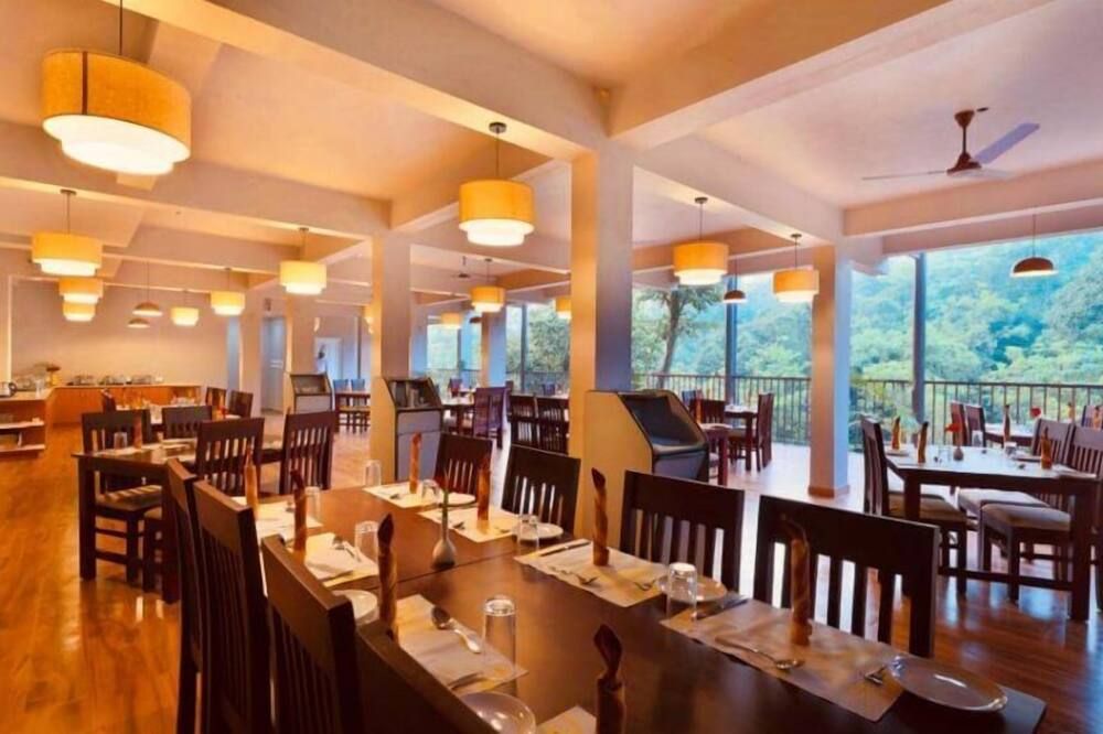 أباد بروكسايد - Vythiri - مطعم