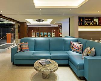 Zone By The Park , Bani Park Jaipur - Jaipur - Lounge