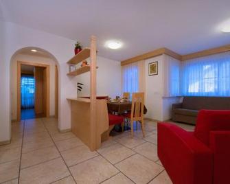 Appartamenti Villa Olympia - Corvara in Badia - Sala de estar