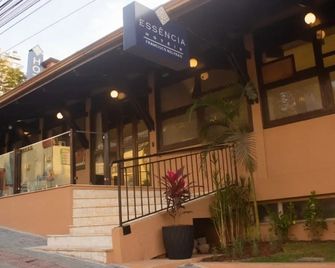 호텔 프로빈시아 플렉스 데 프란시스쿠 베우트랑 - 프란시스코 벨트랑 - 건물