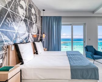King Jason Protaras - Designed for Adults by Louis Hotels - Protaras - Habitación