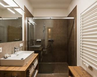 Familiengut Ertlhof - Seeboden - Bathroom