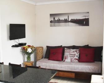 7 On Oakleigh - Pietermaritzburg - Σαλόνι