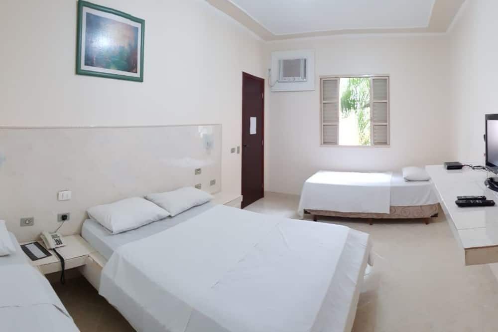 هوتل بريمير - كامبو غراندي - غرفة نوم