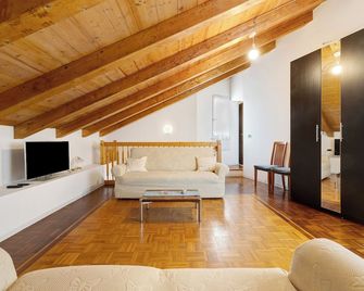 Casa Ninetta - Finale Ligure - Salon