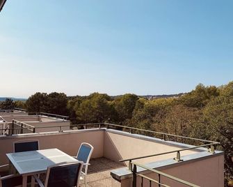 Residence Cote Provence - Gréoux-les-Bains - Balcón