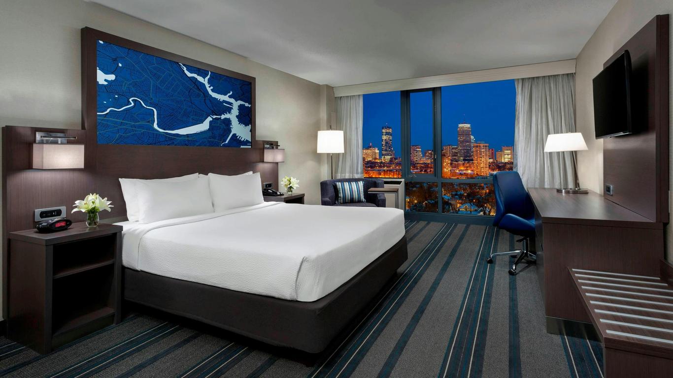 Courtyard by Marriott Boston Cambridge