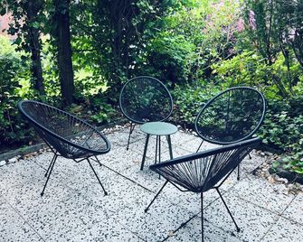 Renovierte Doppelhaushälfte in bester Lage - Bottrop - Patio