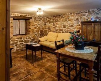 La Corte .Las Casas De Valdepielago For 4 People - Valdepiélago - Comedor