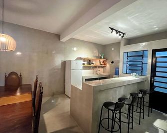 Turihouse - Vila do Abraao - Кухня