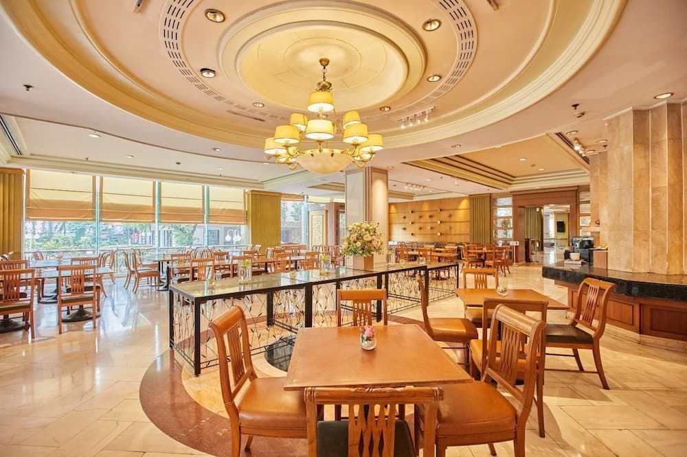 The Royal City Hotel