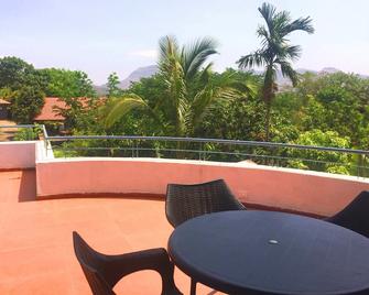 The Yash Resort - Bhandardara - Balcony