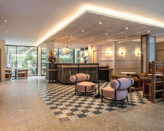 Hôtel Mercure Paris Boulogne Pont de Saint Cloud - Boulogne-Billancourt - Bygning
