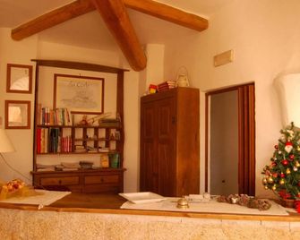 Locanda Tipica Sa Corte - Oliena