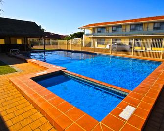 Bunbury Motel - Bunbury - Pool
