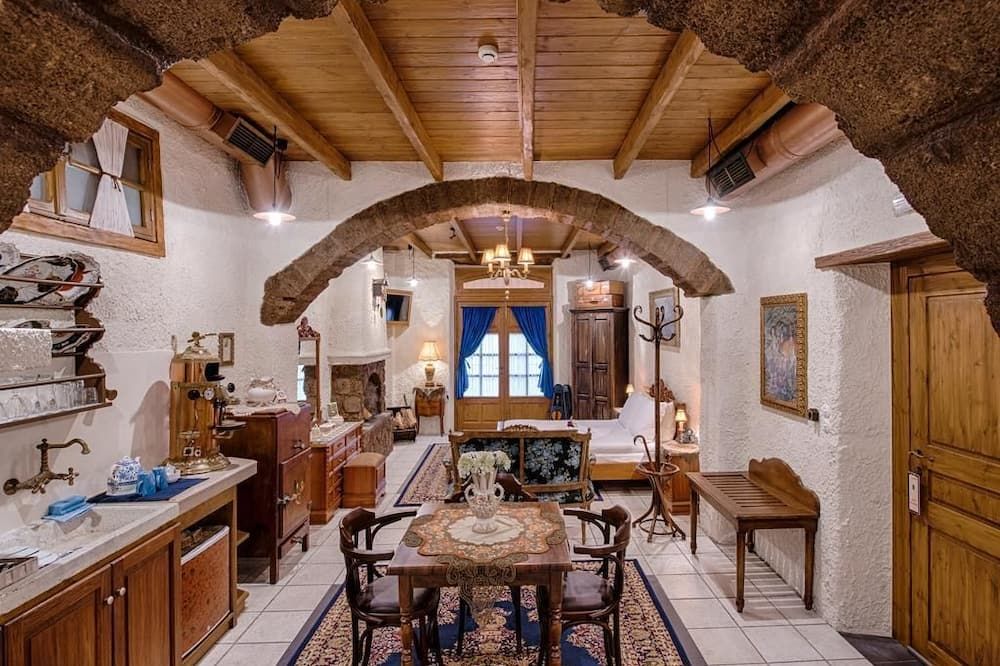 كوكوس روديان جيست هاوس - للبالغين فقط - مدينة رودس - غرفة طعام