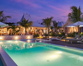 Paus Putih Hotel - Nusa Penida - Kolam