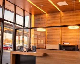 Hotel Mirage Brooklyn - Brooklyn - Front desk