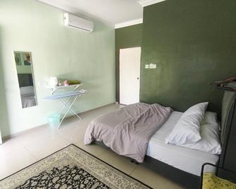 Sialang Damai Inn - Tangkak - Habitación