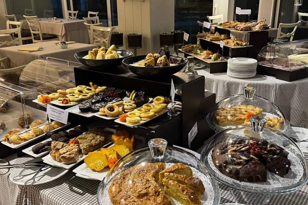 Villa Abbondanzi Resort - Faenza - Buffet