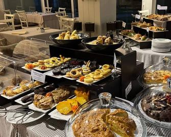 Villa Abbondanzi Resort - Faenza - Buffet