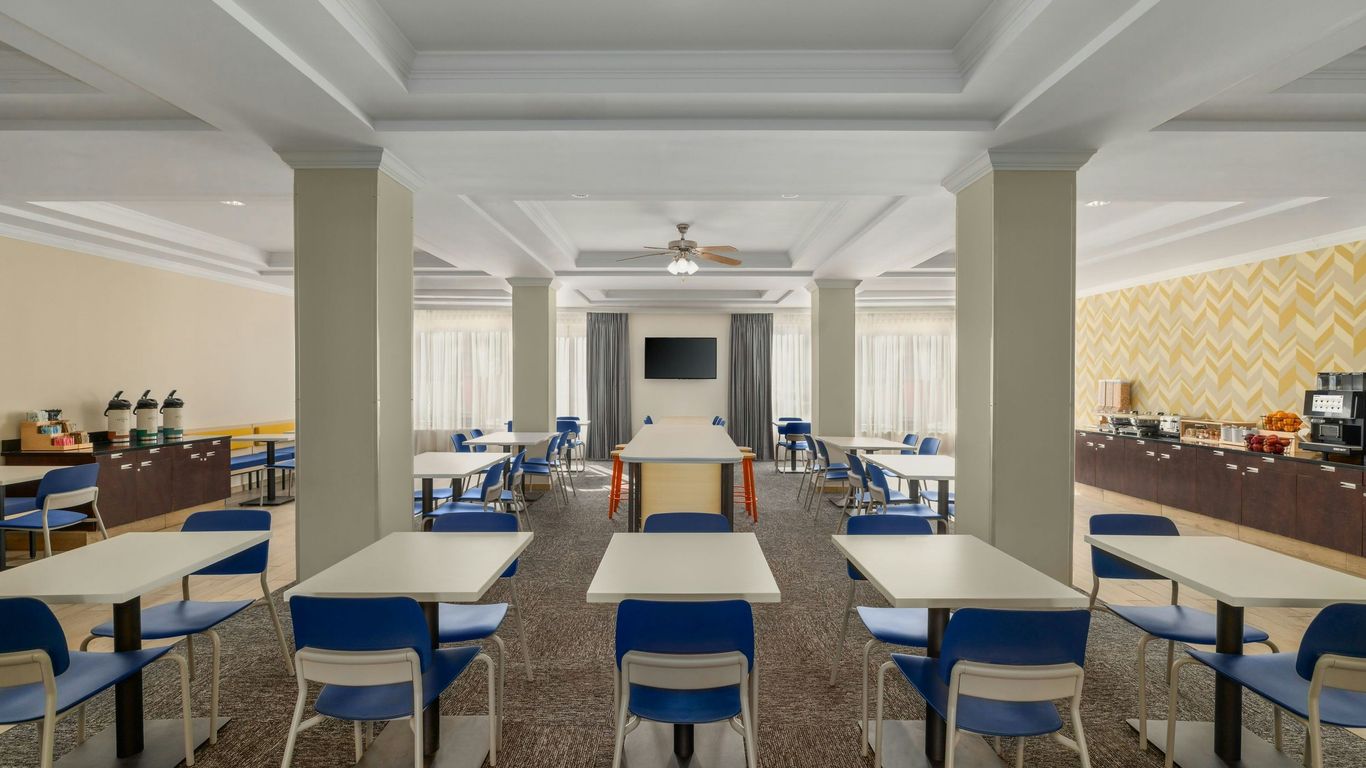 โรงแรมอาร์โบรีทัม