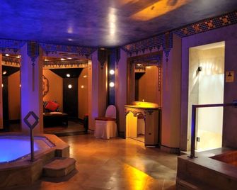 Domaine De Divonne - Divonne-les-Bains - Zwembad