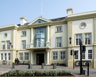Premier Inn Ulverston - Ulverston - Rakennus