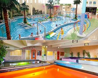 Ace Hotel And Suites - Pasig - Pool
