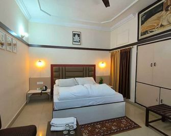 Hotel City Palace - Ranchi - Bedroom