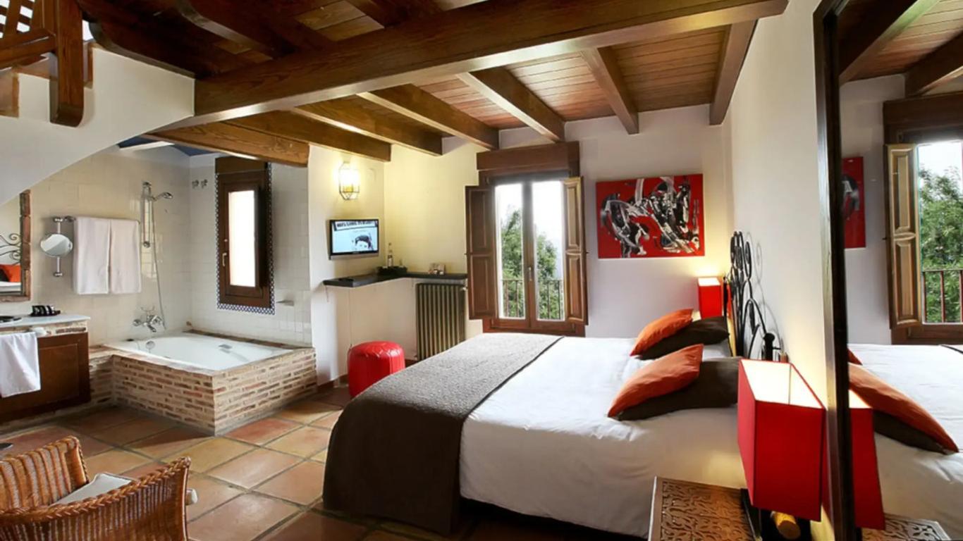 Hotel Alahuar