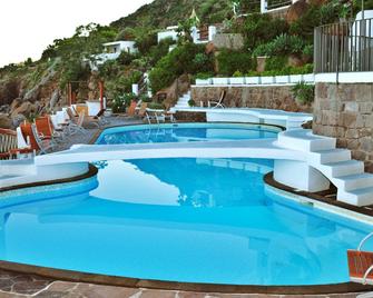 Hotel Cincotta - Panarea - Pool